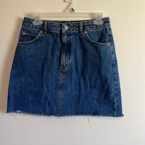 Topshop Dark Denim Mini Skirt 6 Blue Frayed Jean Pockets